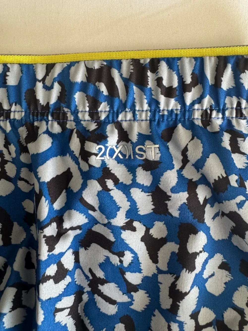 2(x)ist Sliq Micro Trunk - NWT - Size Small